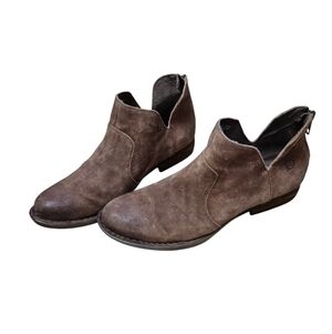 Born Women Brown‎ Suede Ankle Boots